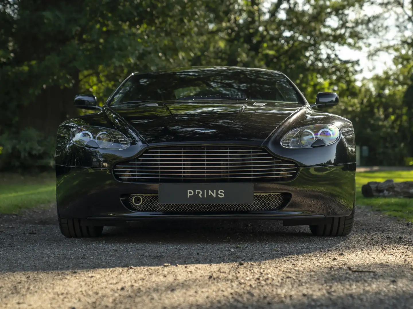 Aston Martin Vantage V8 N400 4.3 V8 Sportshift | Nr. 086/240 | Bergwerk Schwarz - 2