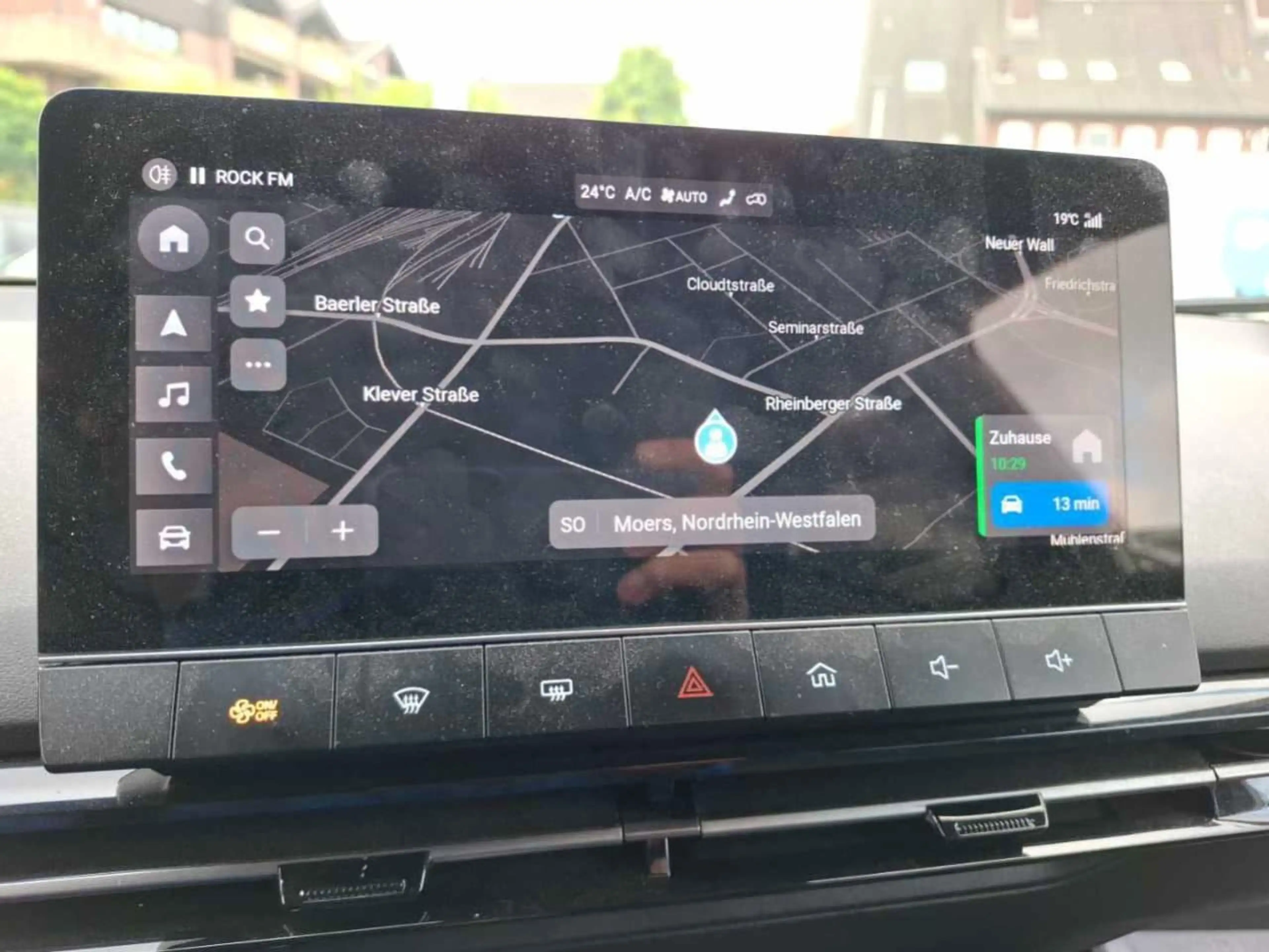 MG MG4 150 kW Luxury 64 kWh 360° ACC BLIS LED Lane AUT Kl — photo 12