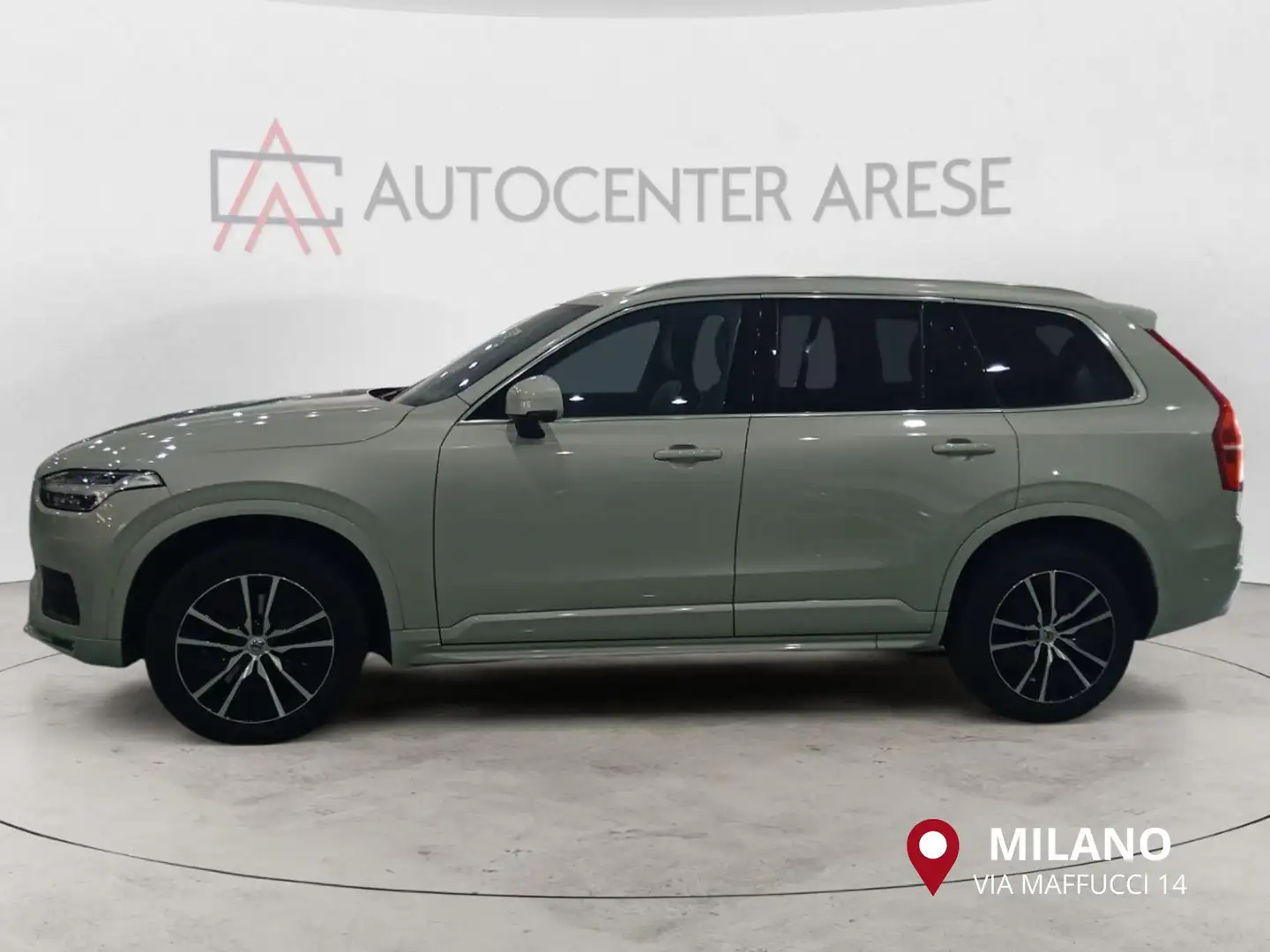 Volvo XC90 B5 (d) AWD Geartronic 7 posti Momentum Pro Bianco - 2