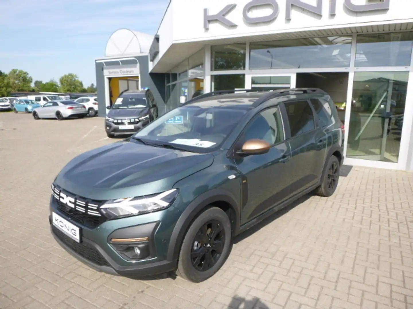 Dacia Jogger Extreme+ TCe 100 ECO-G Grün - 1