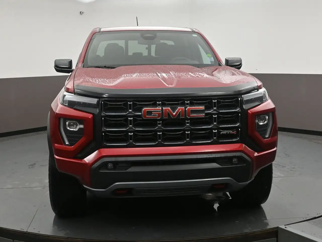 GMC Canyon снимка GMC Canyon