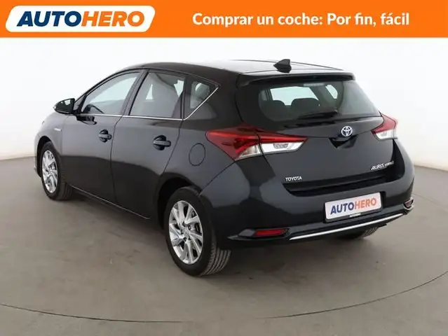 Toyota Auris view 4