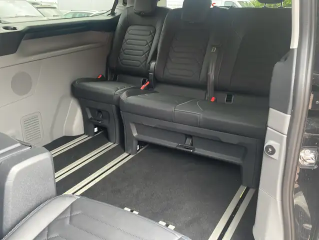 Ford Tourneo Custom view 8