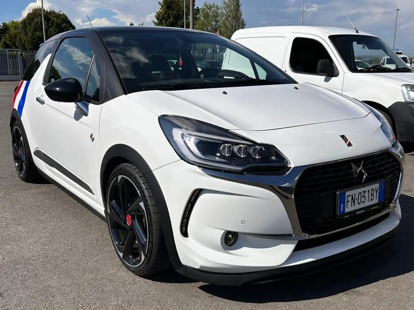 DS Automobiles DS 3 DS3 DS3 1.6 Performance 208cv Fehér - 2