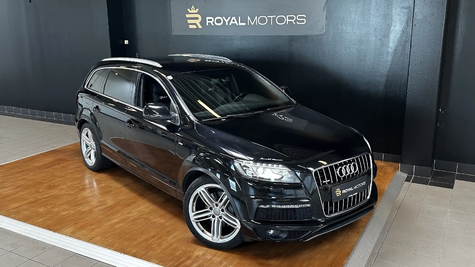 Audi Q7 3.0 quattro / 6-SITZER Schwarz - 2