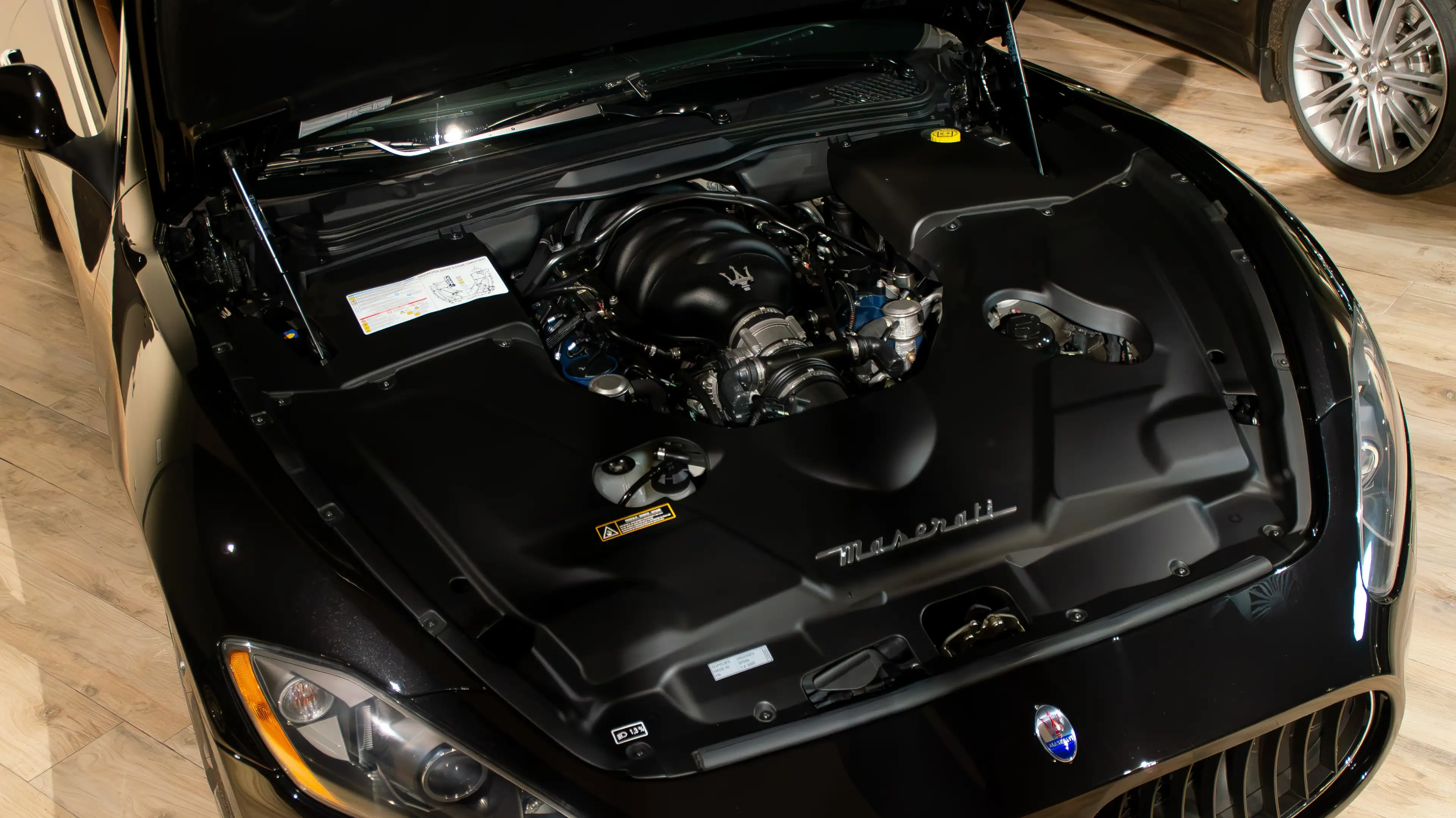 Maserati GranTurismo 4.2 | Full History | Major Service Completed — photo 3