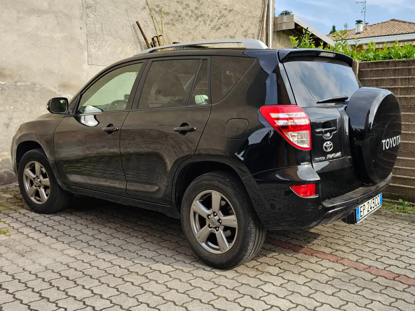Toyota RAV 4 Rav4 III 2010Rav4 2.2 d-4d Lounge 150cv mt - 1