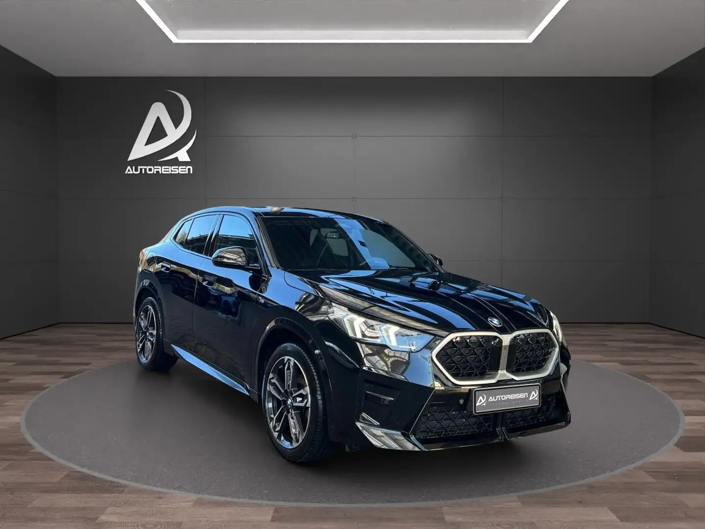 BMW X2 sdrive18d Msport AHK adap. LED Nero - 2