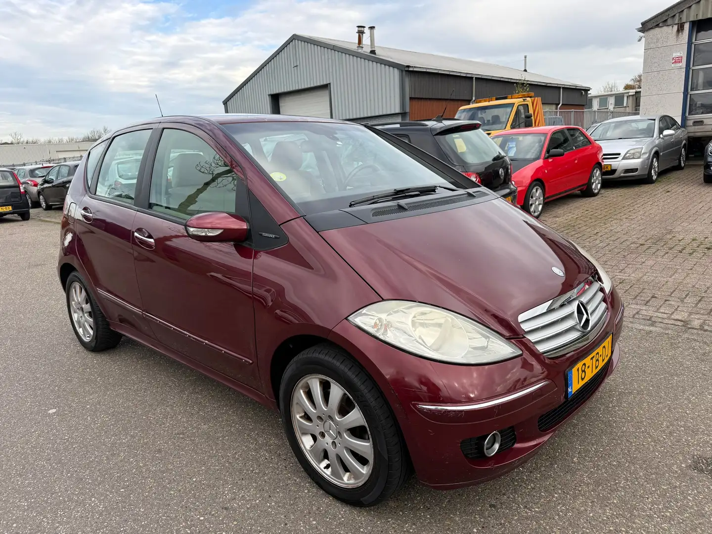 Mercedes-Benz A 170 Elegance Airco Bj:2006 NAP! Czerwony - 2