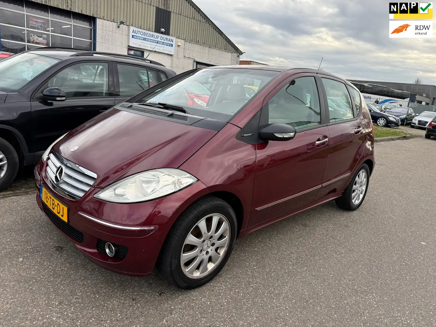 Mercedes-Benz A 170 Elegance Airco Bj:2006 NAP! Czerwony - 1