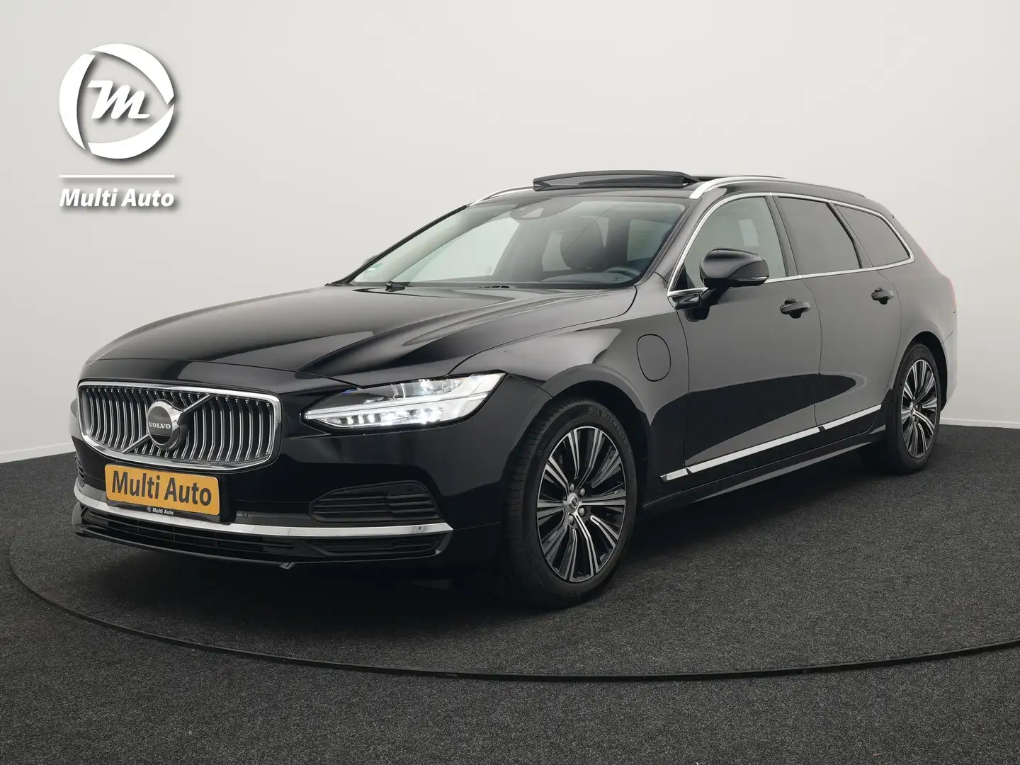 Volvo V90 T6 AWD Inscription Plug In Hybrid 340pk PHEV | Tre Zwart - 1