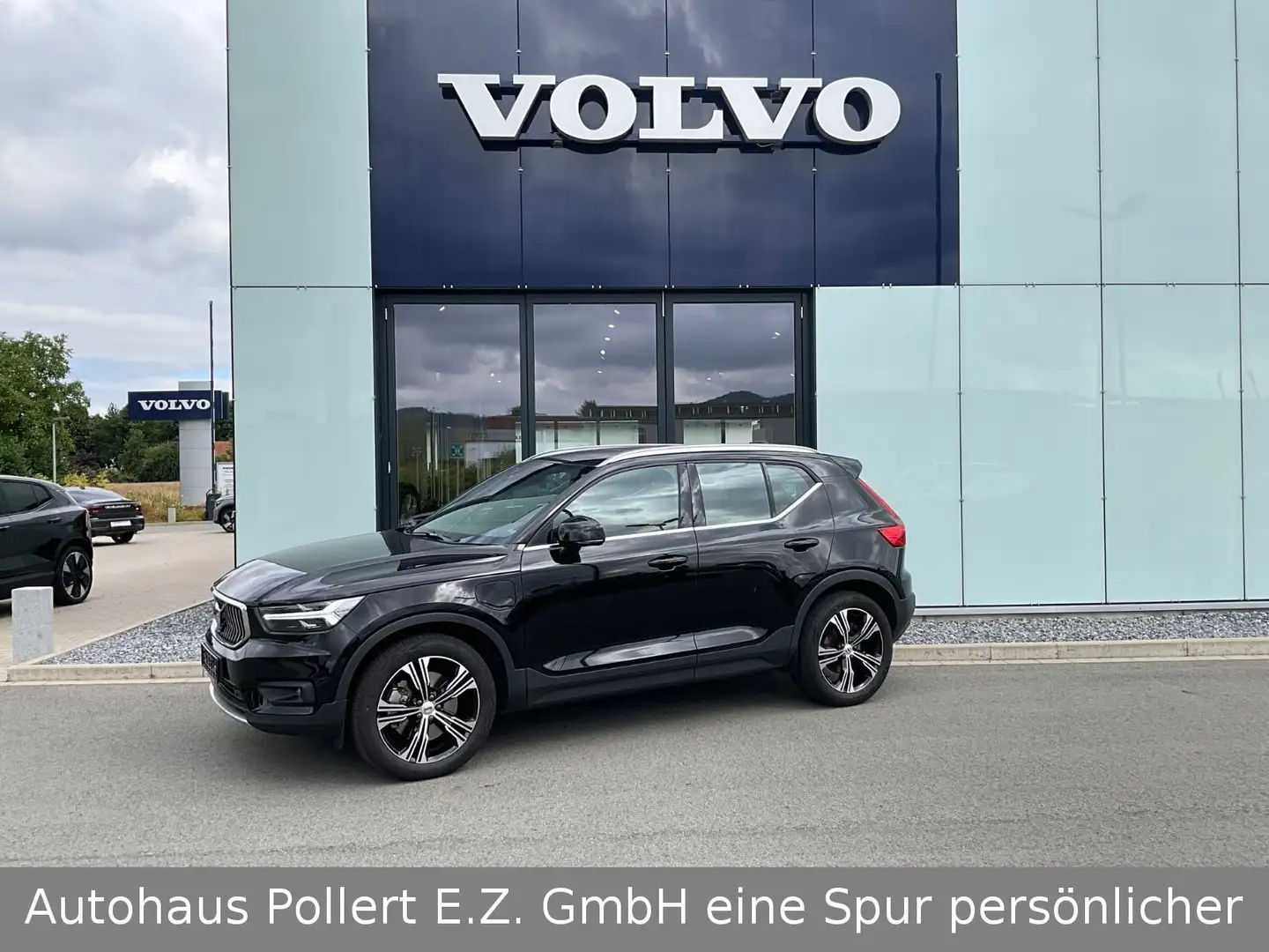 Volvo XC40 Inscription Recharge Plug-In Hybrid 2WD Schwarz - 1