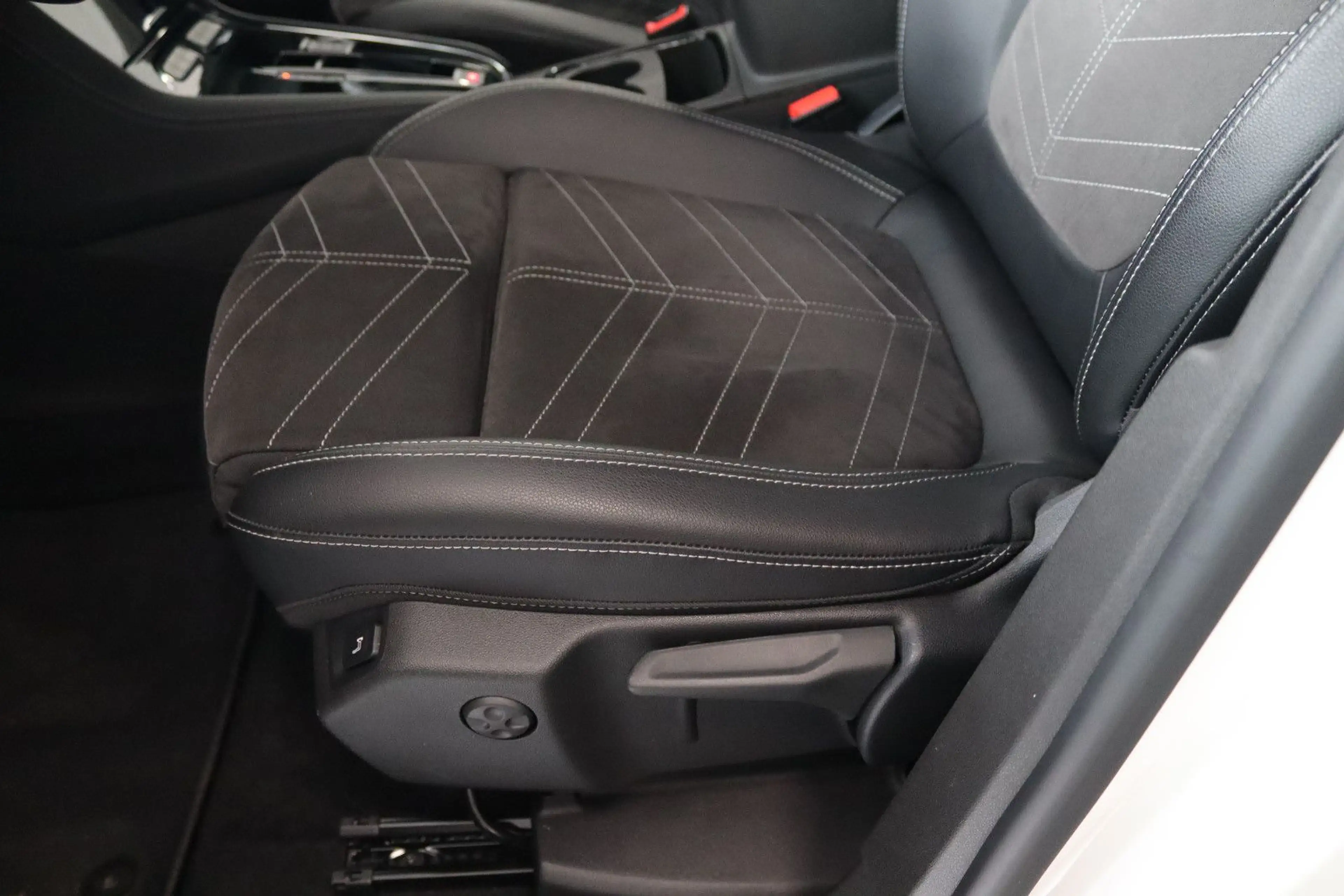 Opel Grandland X Grandland 1.2 Turbo GS Line * 1.HAND + 42TKM * — photo 10