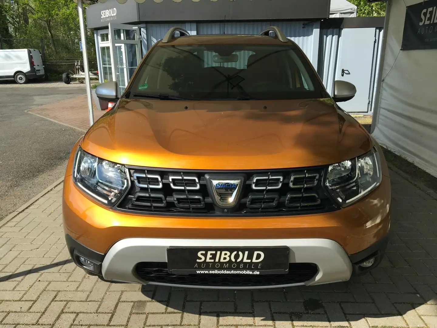 Dacia Duster II 1.2TCe Prestige 4WD/1.Hd/Navi/360°/PDC Gold - 2
