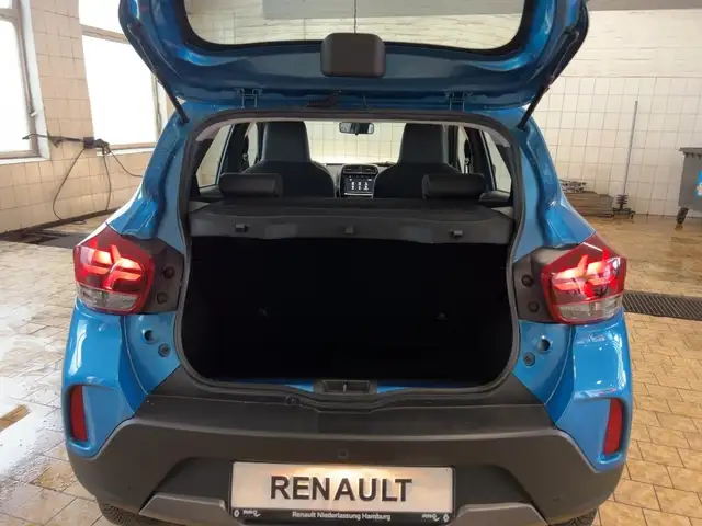 Dacia Spring view 16