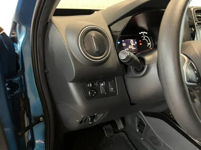 Dacia Spring view 13