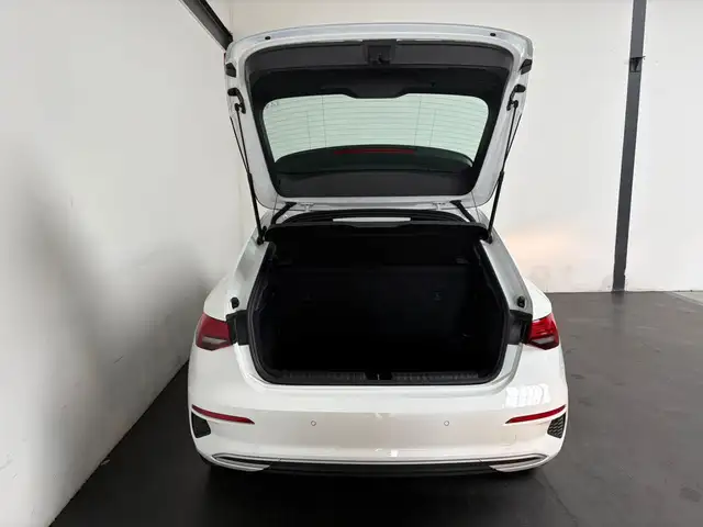 Audi A3 view 25