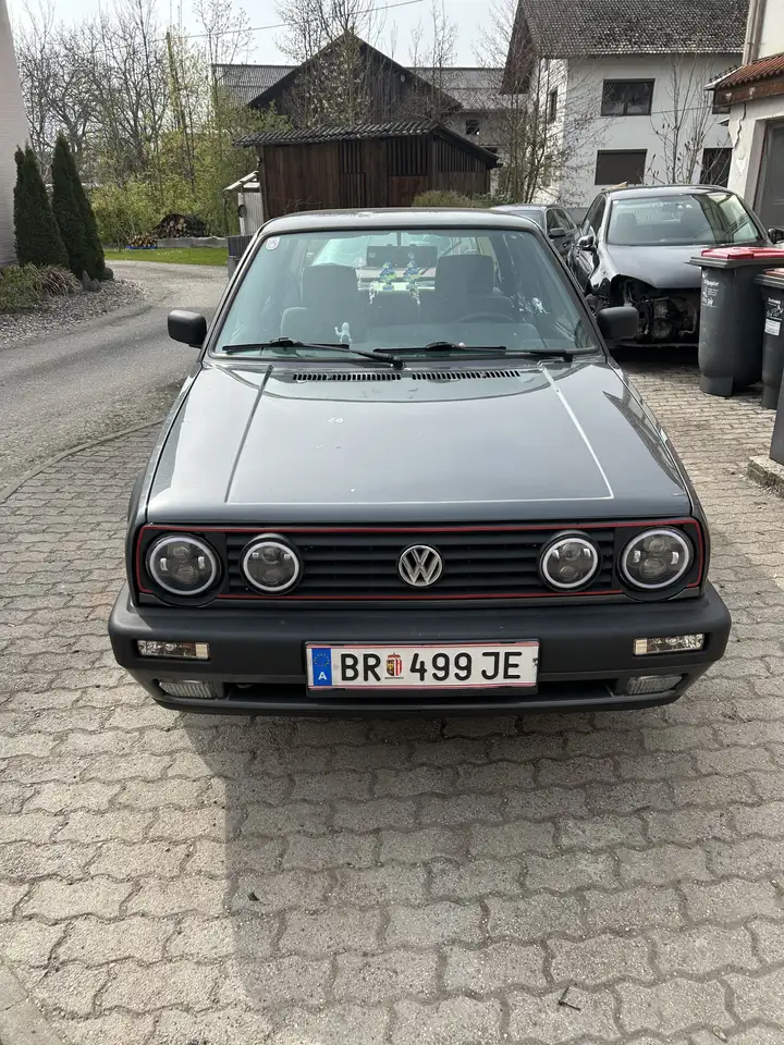Volkswagen Golf GL 1.8, foto 1