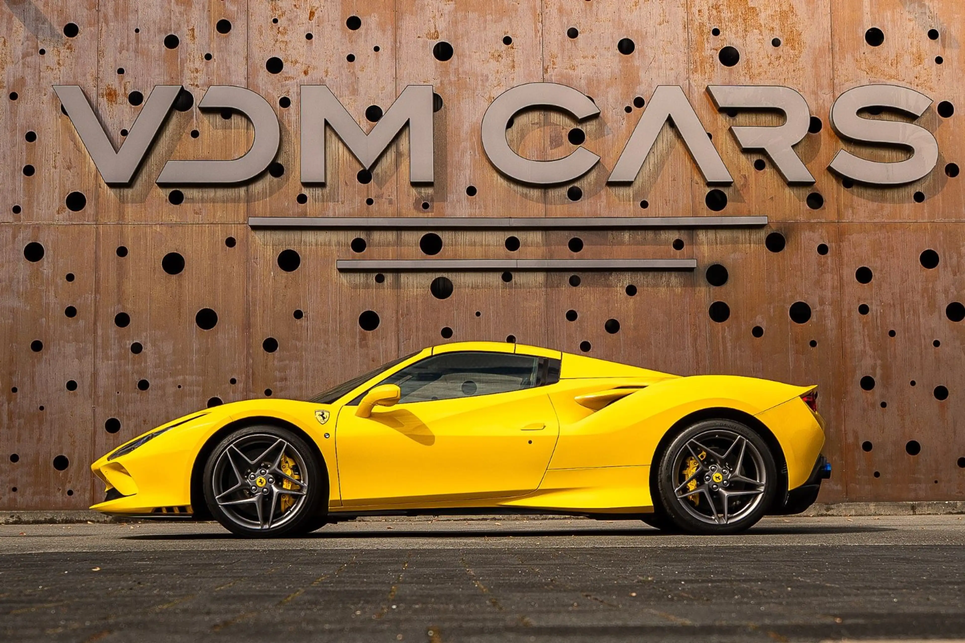 Ferrari F8 Spider LIFT* AFS1*CARBON* Racing Seats * — photo 3
