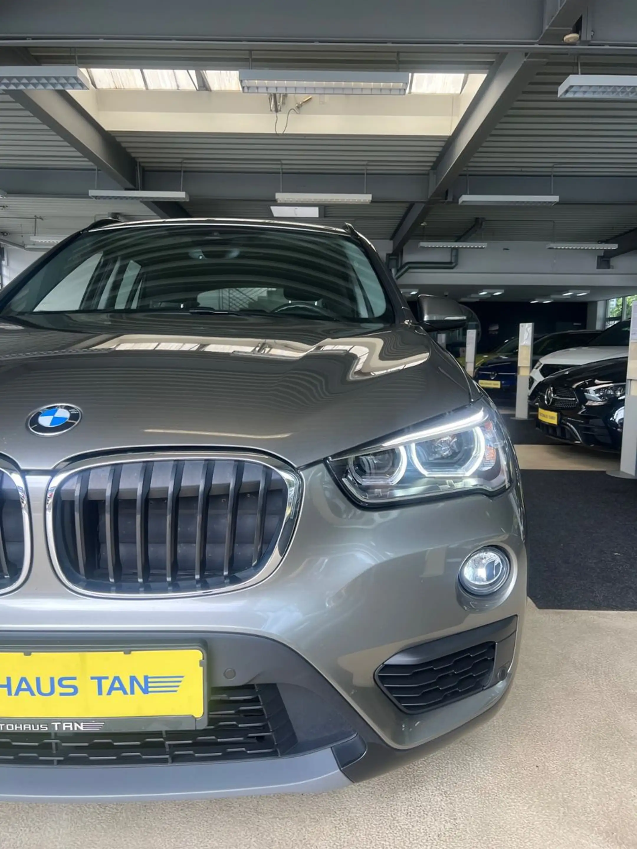 BMW X1 sDrive 18 d Advantage *LED*NAVI*SITZHEIZUNG* — photo 4