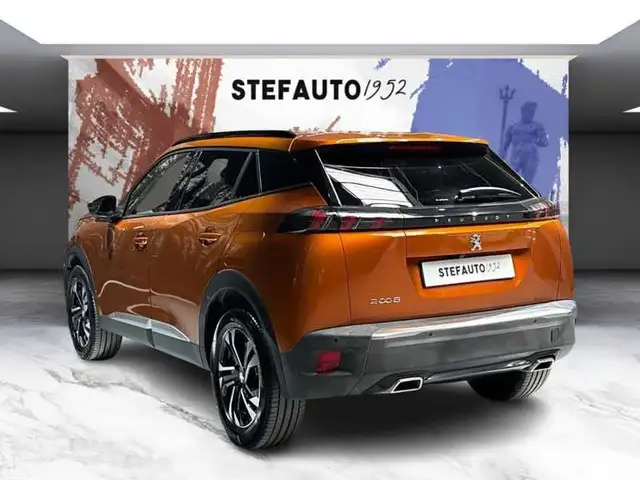 Peugeot 2008 view 5