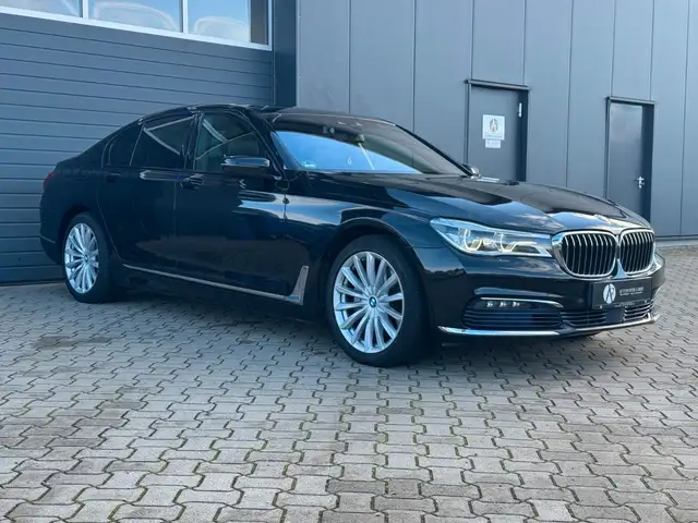 BMW 730 d *LASER*SHADOW*KOMFORTSITZ*FONDPAKET*ACC*HuD