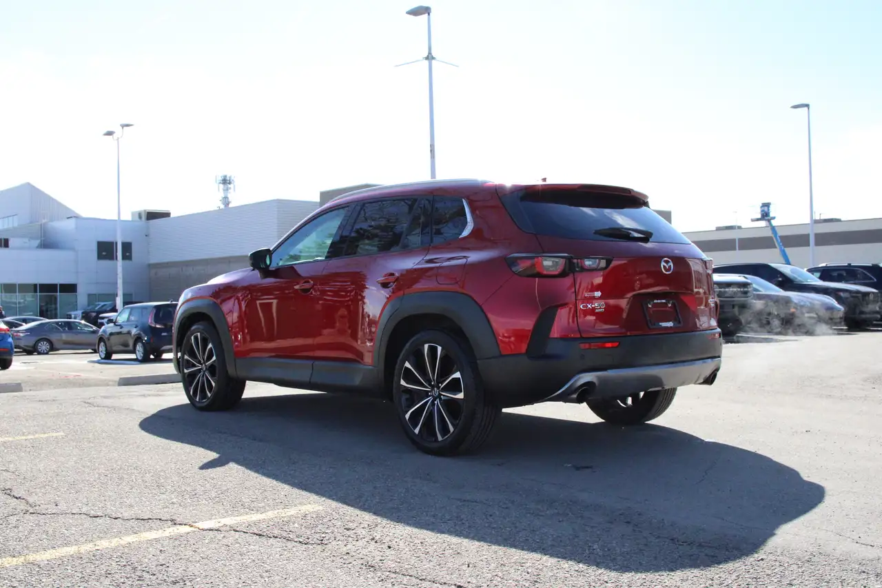 Mazda CX-50 снимка Mazda CX-50