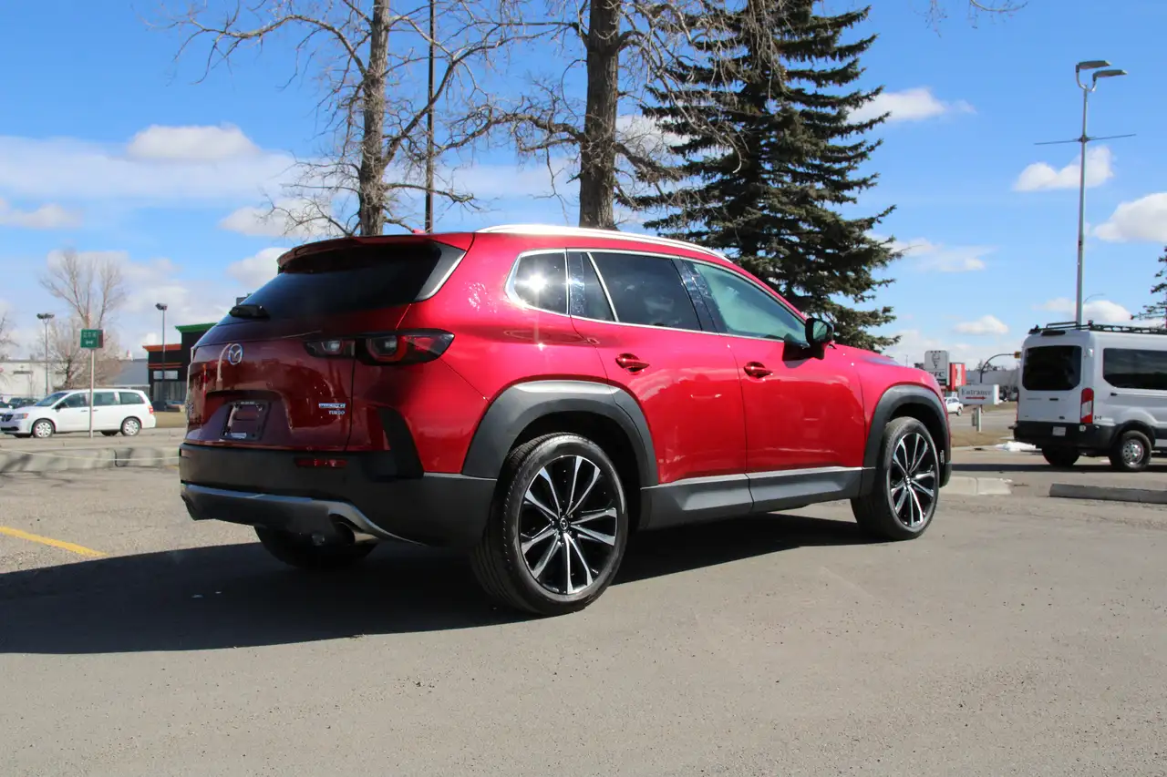 Mazda CX-50 снимка Mazda CX-50