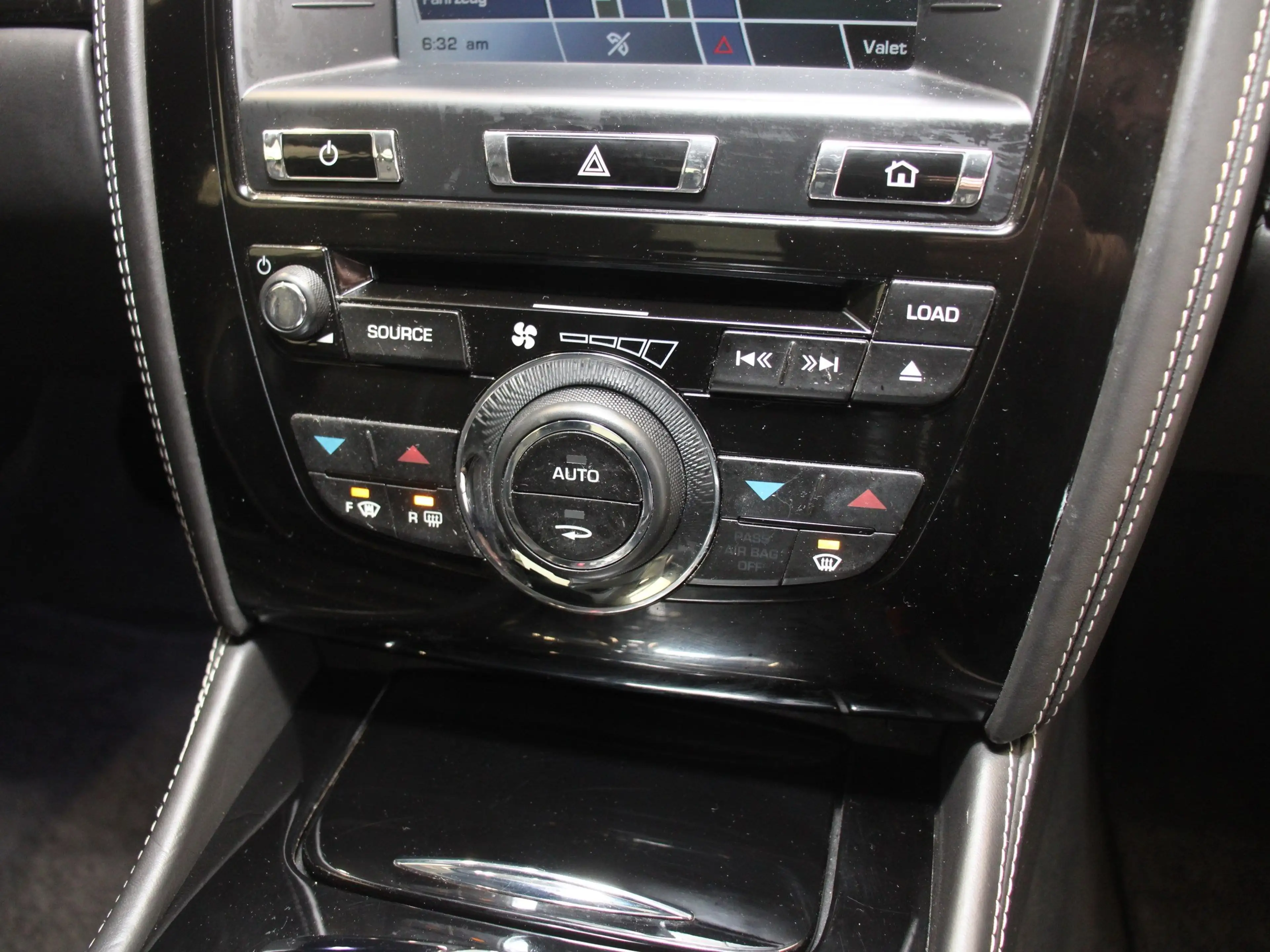 Jaguar XKR S Coupe 5.0 V8 Kompressor — photo 7