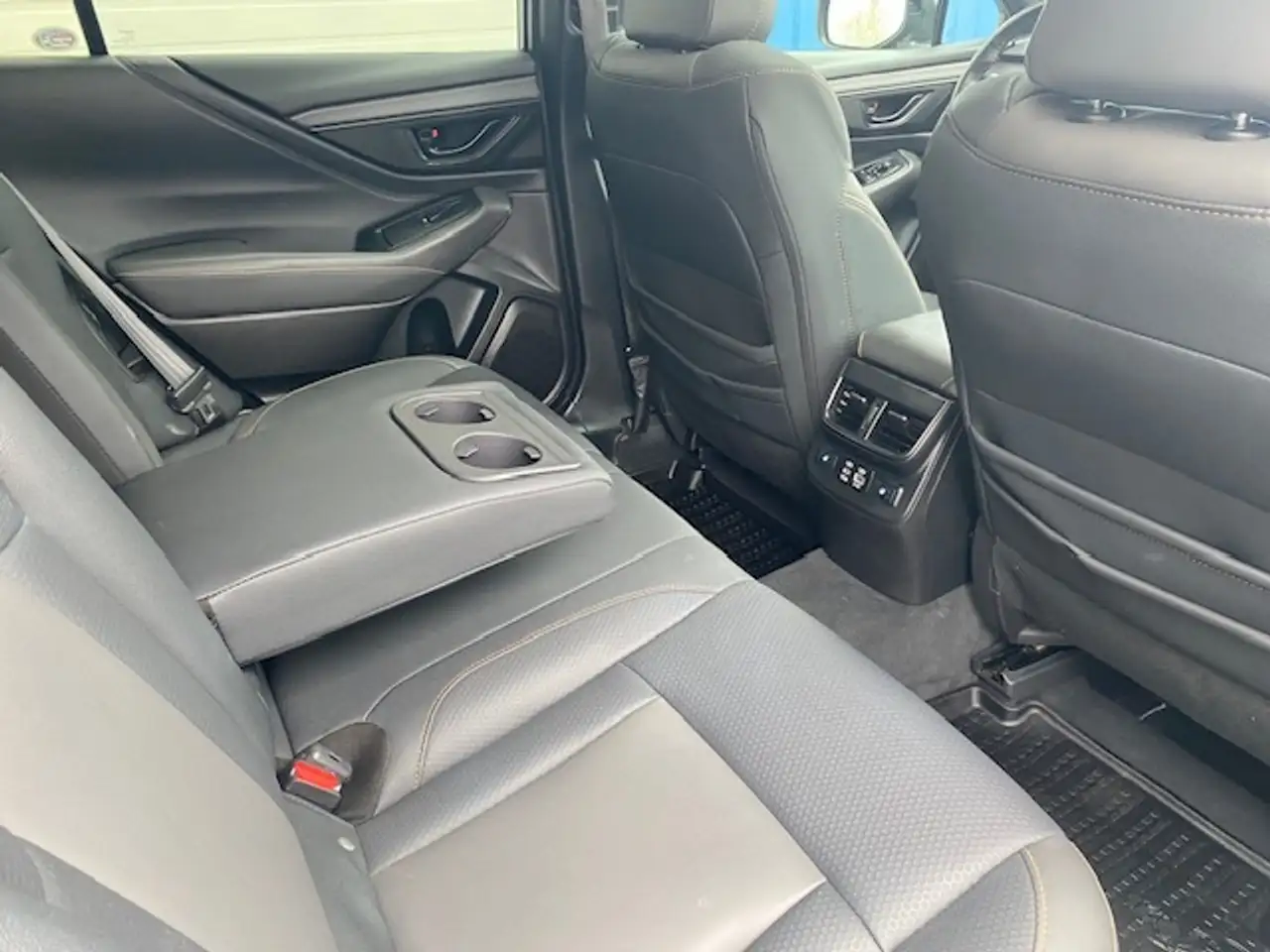 Subaru OUTBACK снимка Subaru OUTBACK