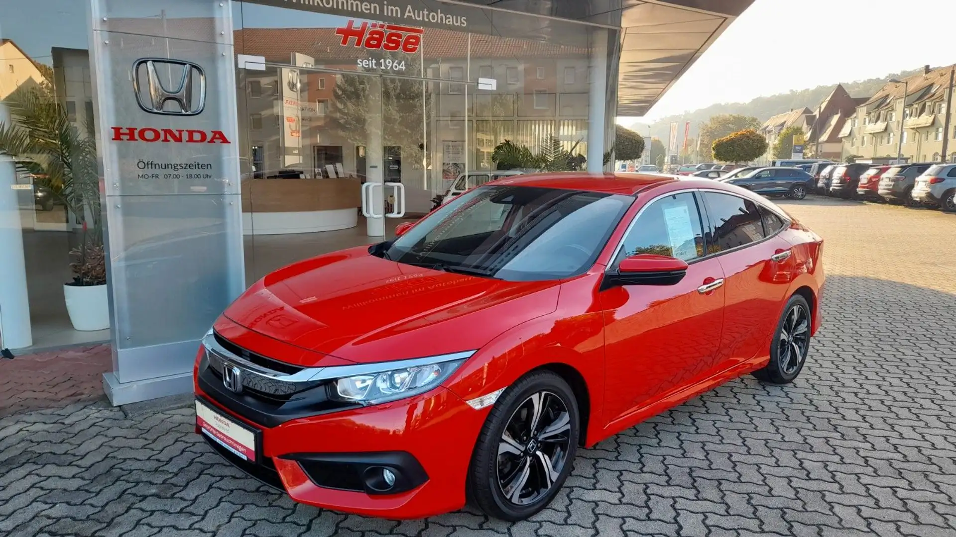 Honda Civic Lim. 4-trg. 1.5 Elegance Rot - 1