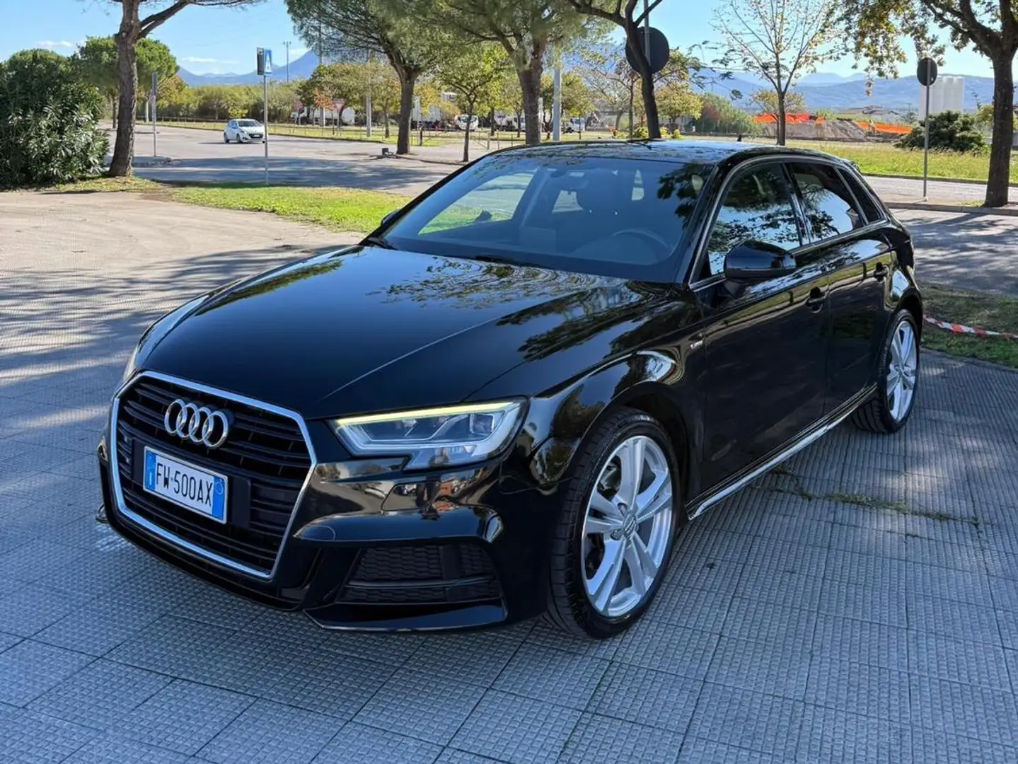 Audi A3 III Sportback 30 1.6 tdi Sport 116cv s-tronic Negro - 1