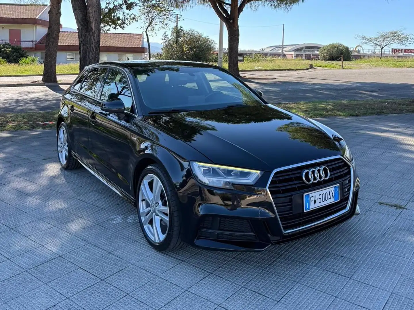 Audi A3 III Sportback 30 1.6 tdi Sport 116cv s-tronic Negro - 2