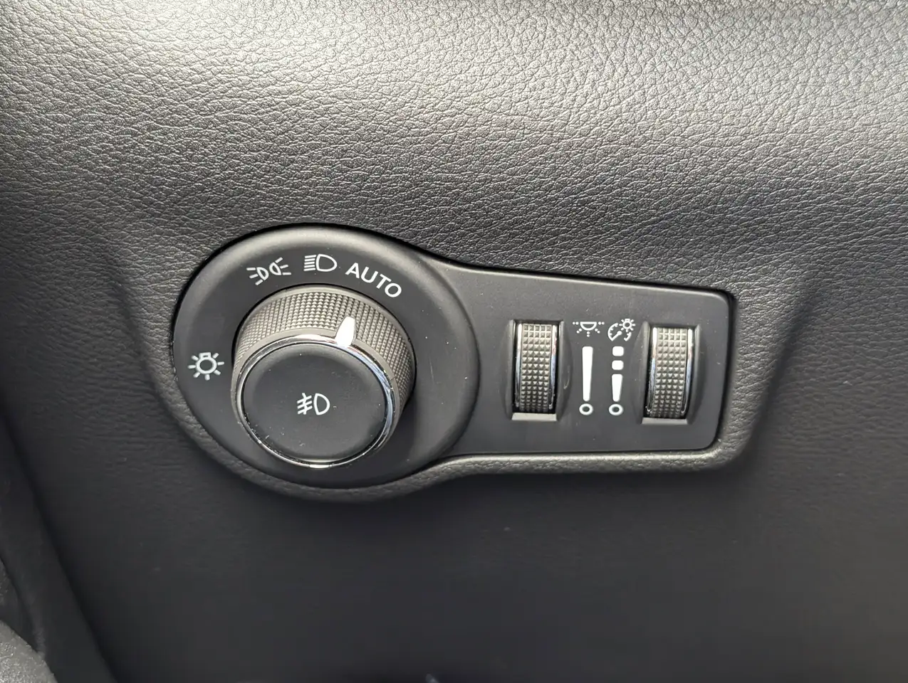 Jeep Compass снимка Jeep Compass