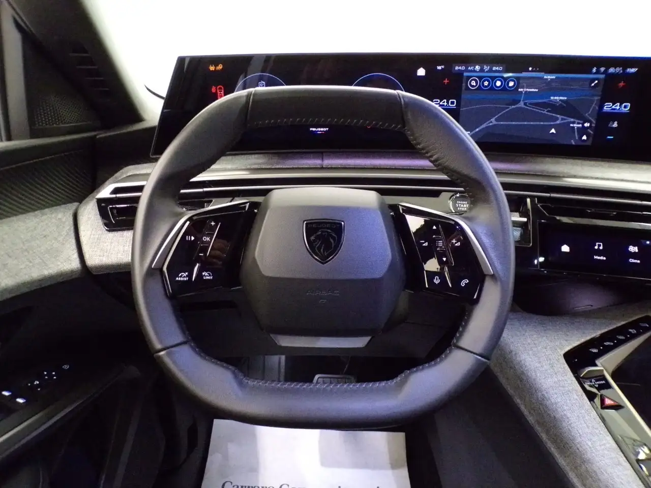 Peugeot 3008 III - 3008 1.2 hybrid Allure 145cv e-dcs6 15