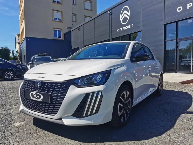 PEUGEOT 208