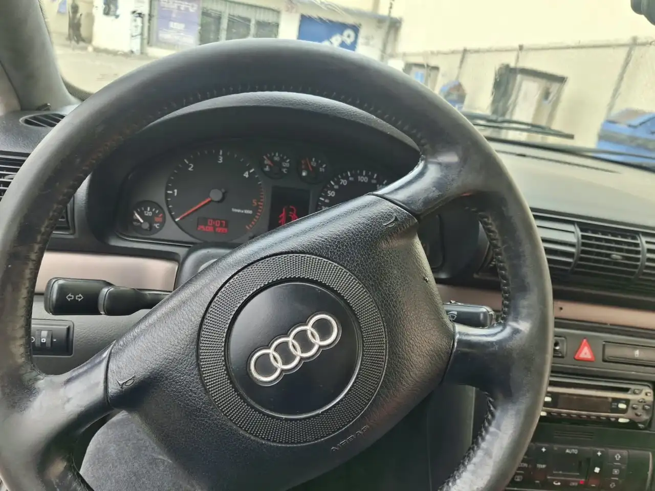 Audi A4 Avant 1.9TDI, foto 10