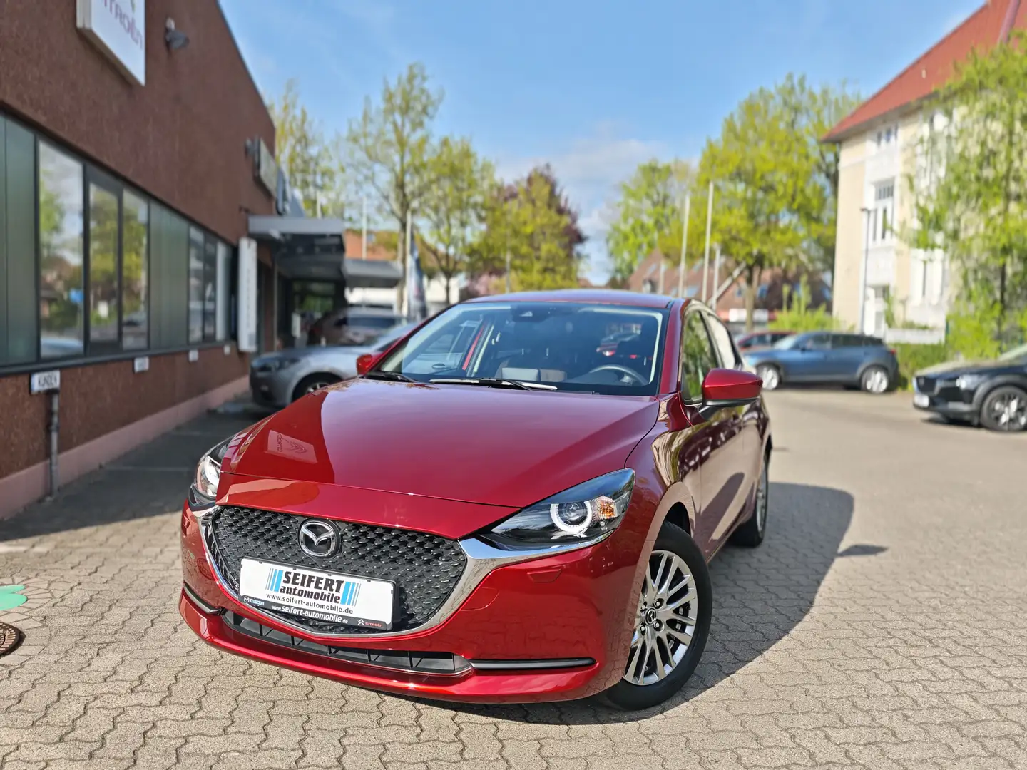 Mazda 2 SKYACTIV-G 90 M Hybrid KIZOKU TOU-P2 *LED*KAMERA*S Červená - 1
