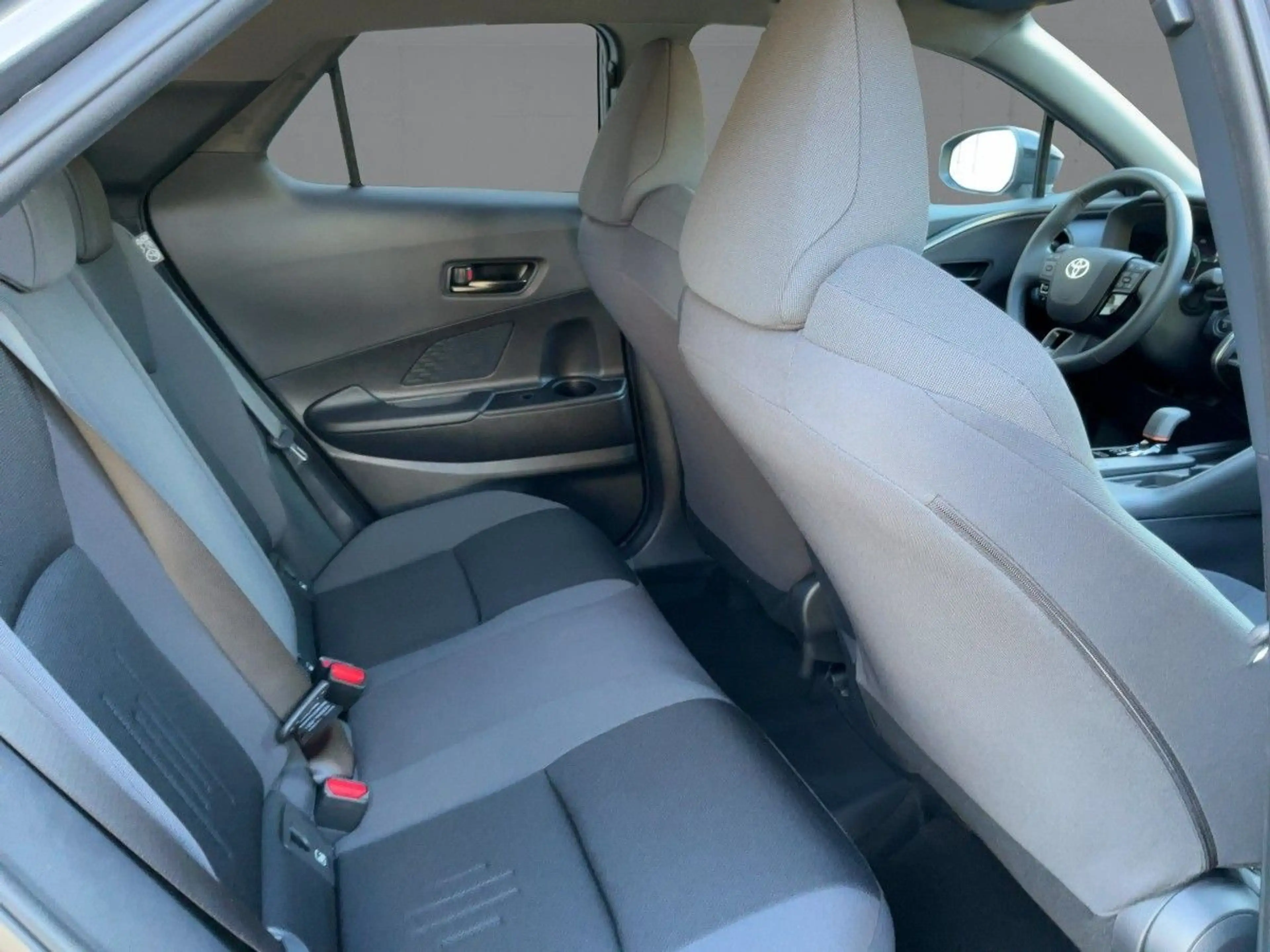 Toyota C-HR 2.0Hybrid // TEAM D LED+NAV+ACC+SHZ+RFK+MFL — photo 13