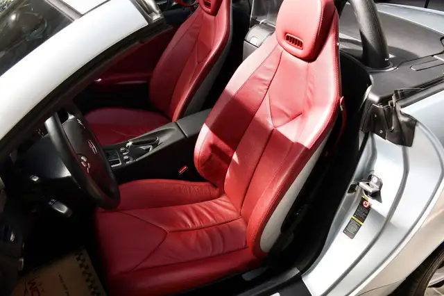 Mercedes-Benz SLK view 11