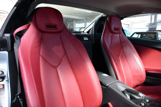 Mercedes-Benz SLK view 13