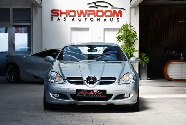 Mercedes-Benz SLK view 5