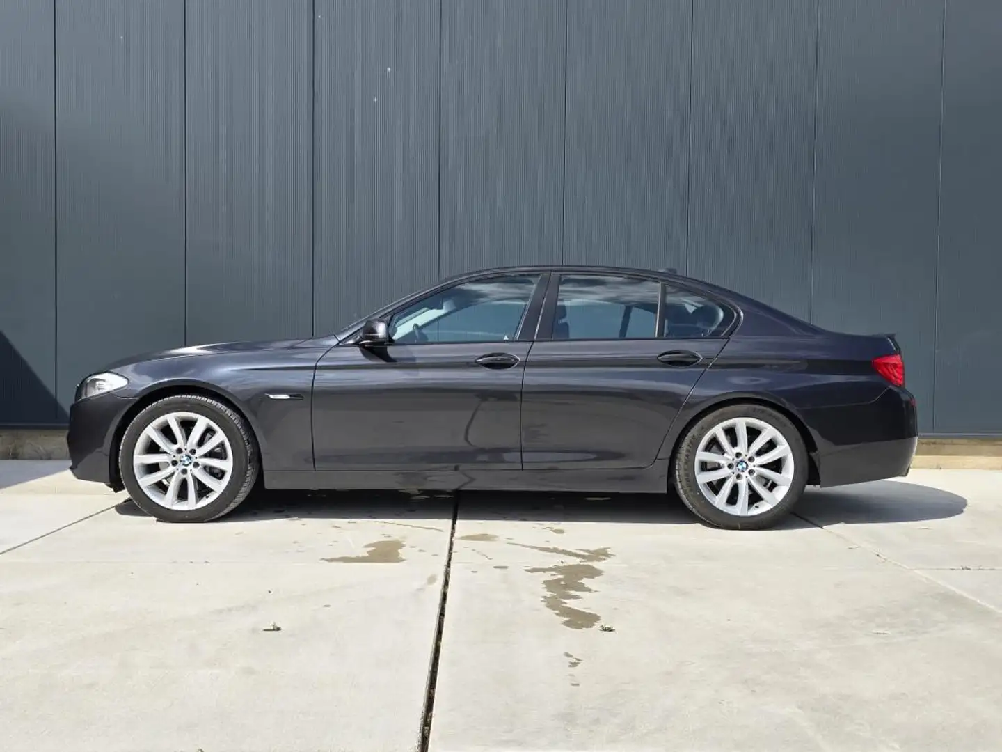 BMW 535 5-serie 535i High Executive|COMF|LEDER|M-PAKKET|NA Grijs - 2