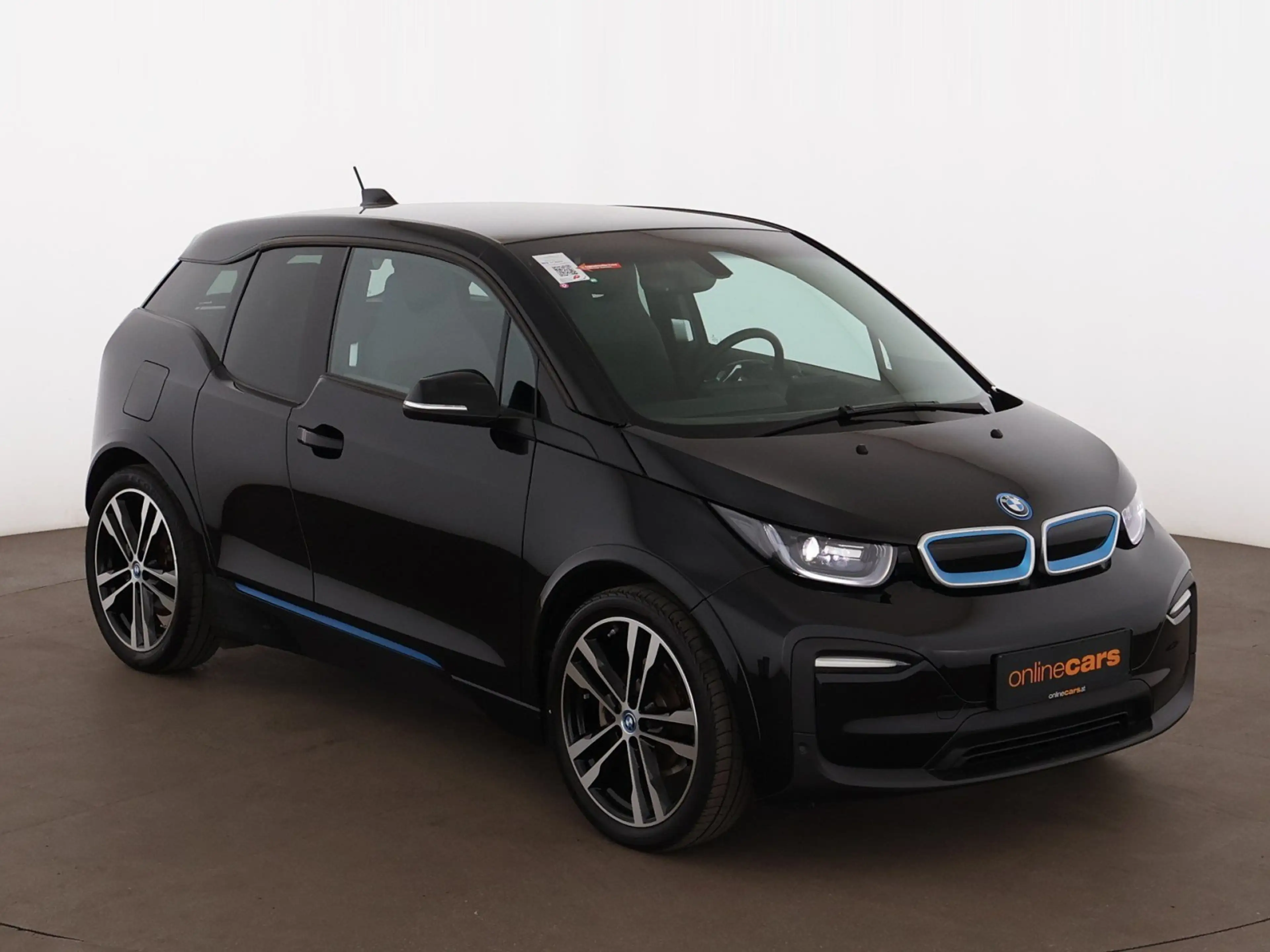 BMW i3 42kWh Aut LED WAERMEPUMPE NAVI SITZHZG — photo 4