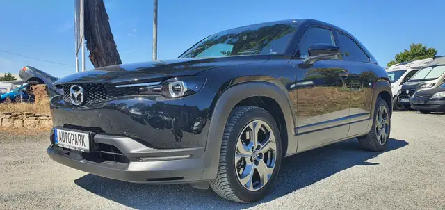 Mazda MX-3 E-Skyactive 145 PS First Edition