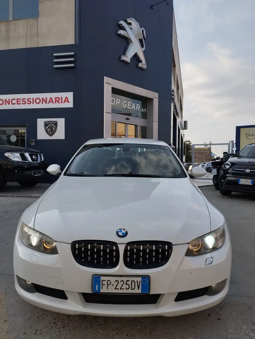 BMW 320 320d Coupe Futura 177cv Blanc - 2