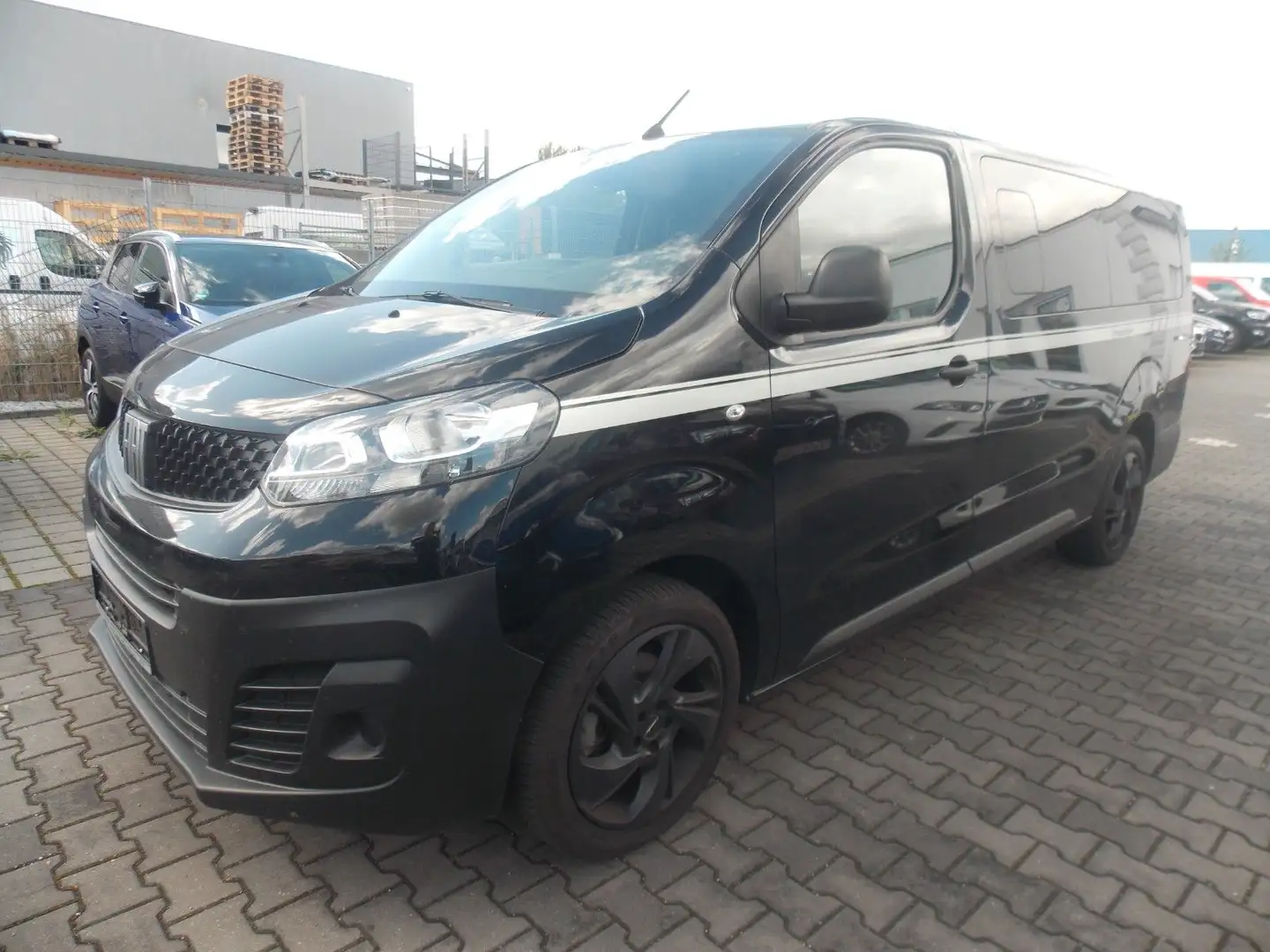 Fiat Scudo L3 Irmscher 9-Sitzer Noir - 2