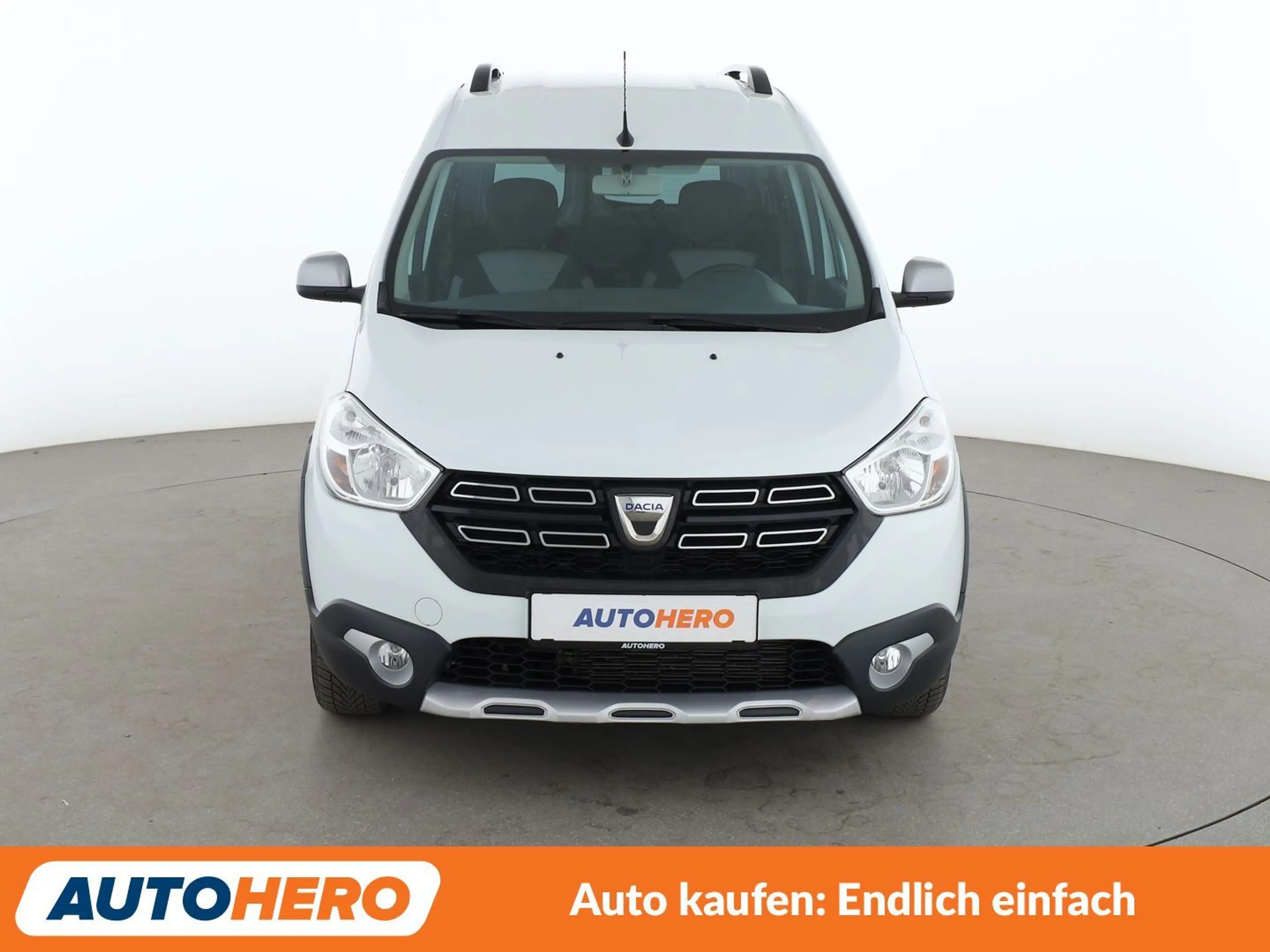Dacia Dokker 1.6 SCe Stepway *NAVI*TEMPO*PDC*SHZ* — photo 9