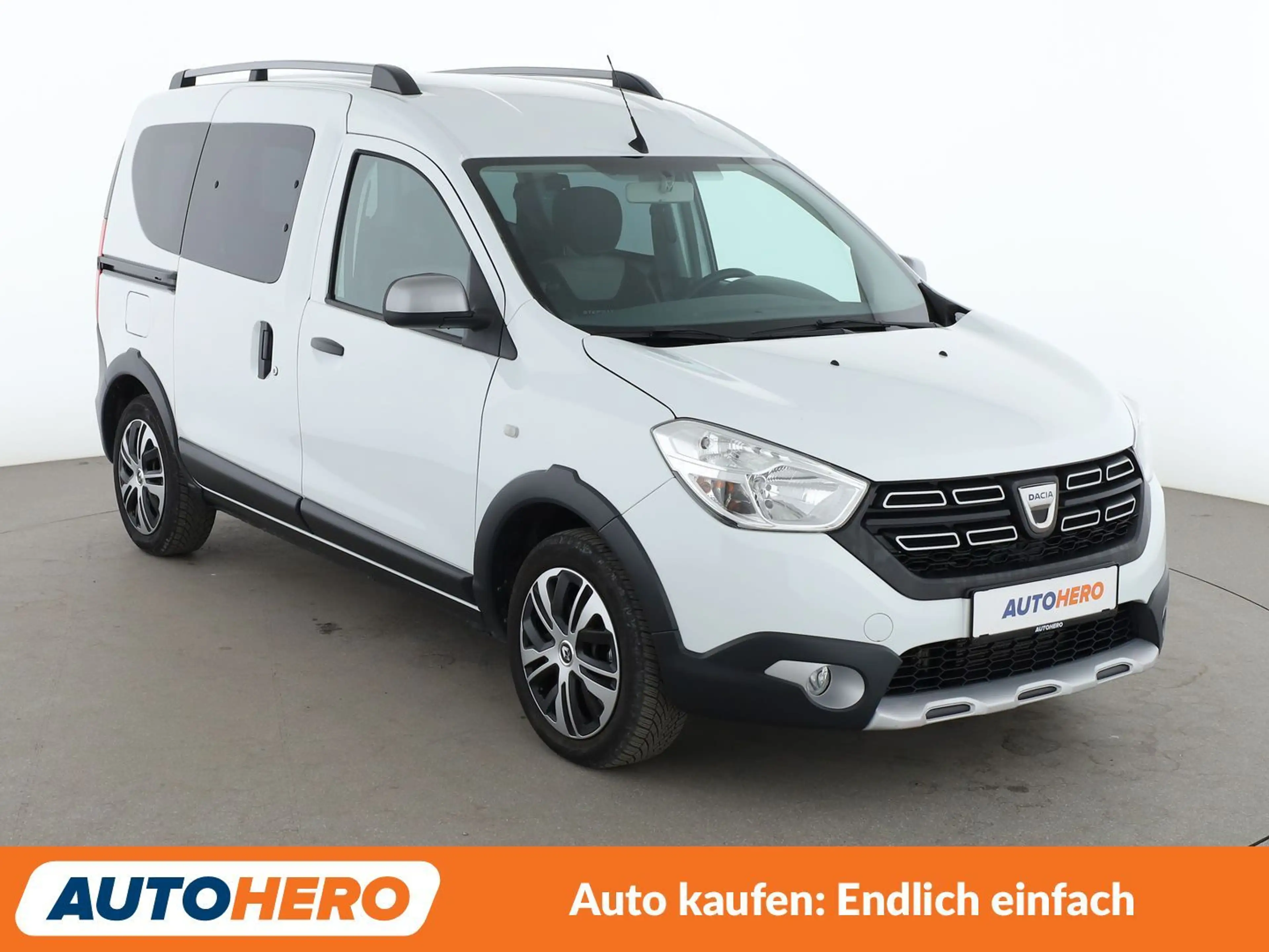 Dacia Dokker 1.6 SCe Stepway *NAVI*TEMPO*PDC*SHZ* — photo 8