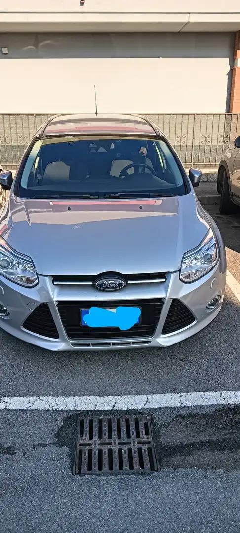 Ford Focus SW 1.6 tdci Titanium 115cv Argento - 2